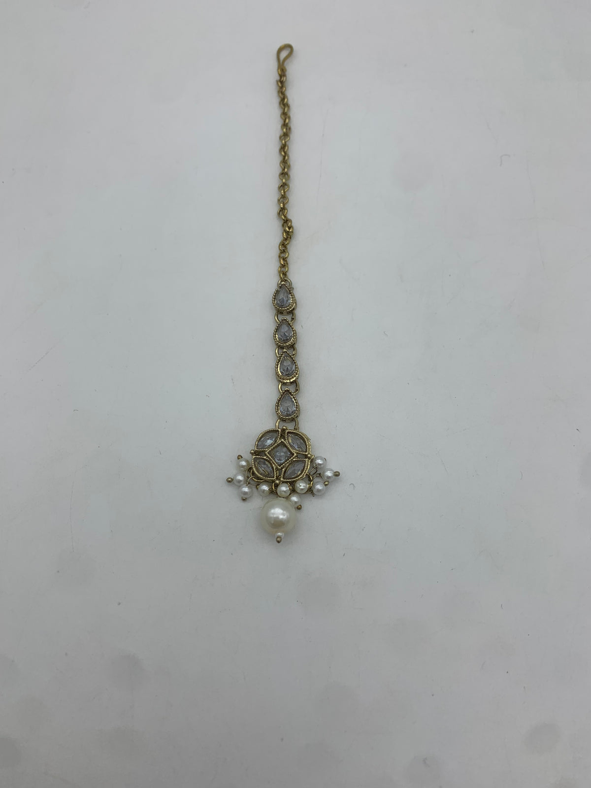 Gold and white necklace set