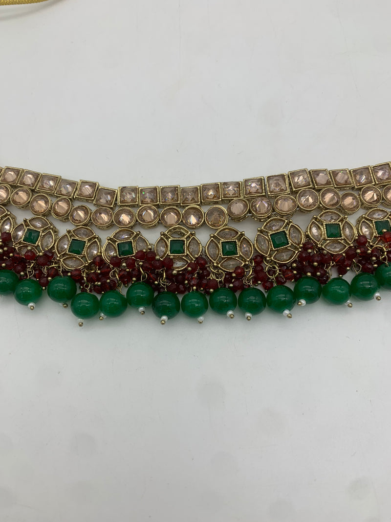 Maroon and green necklace set