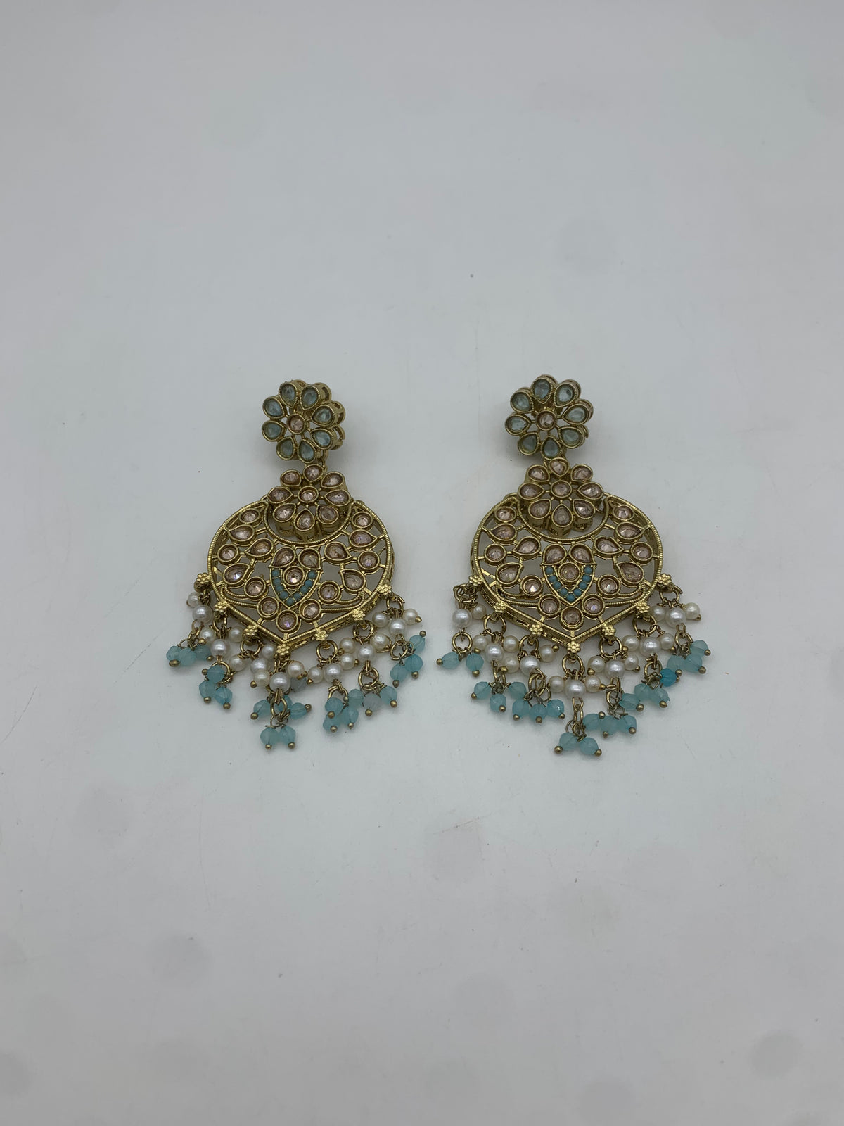 Gold and pastel blue necklace set