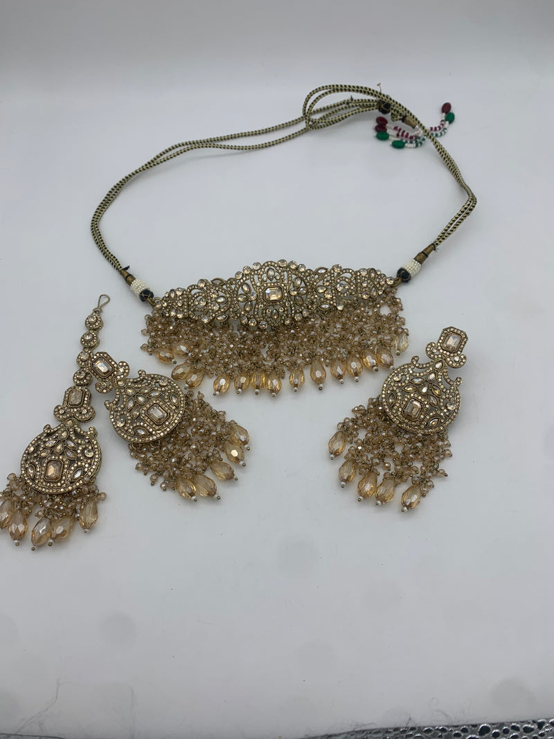 Gold choker set