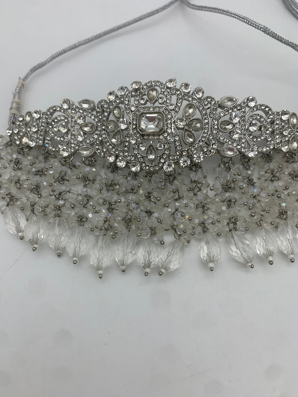 White choker set
