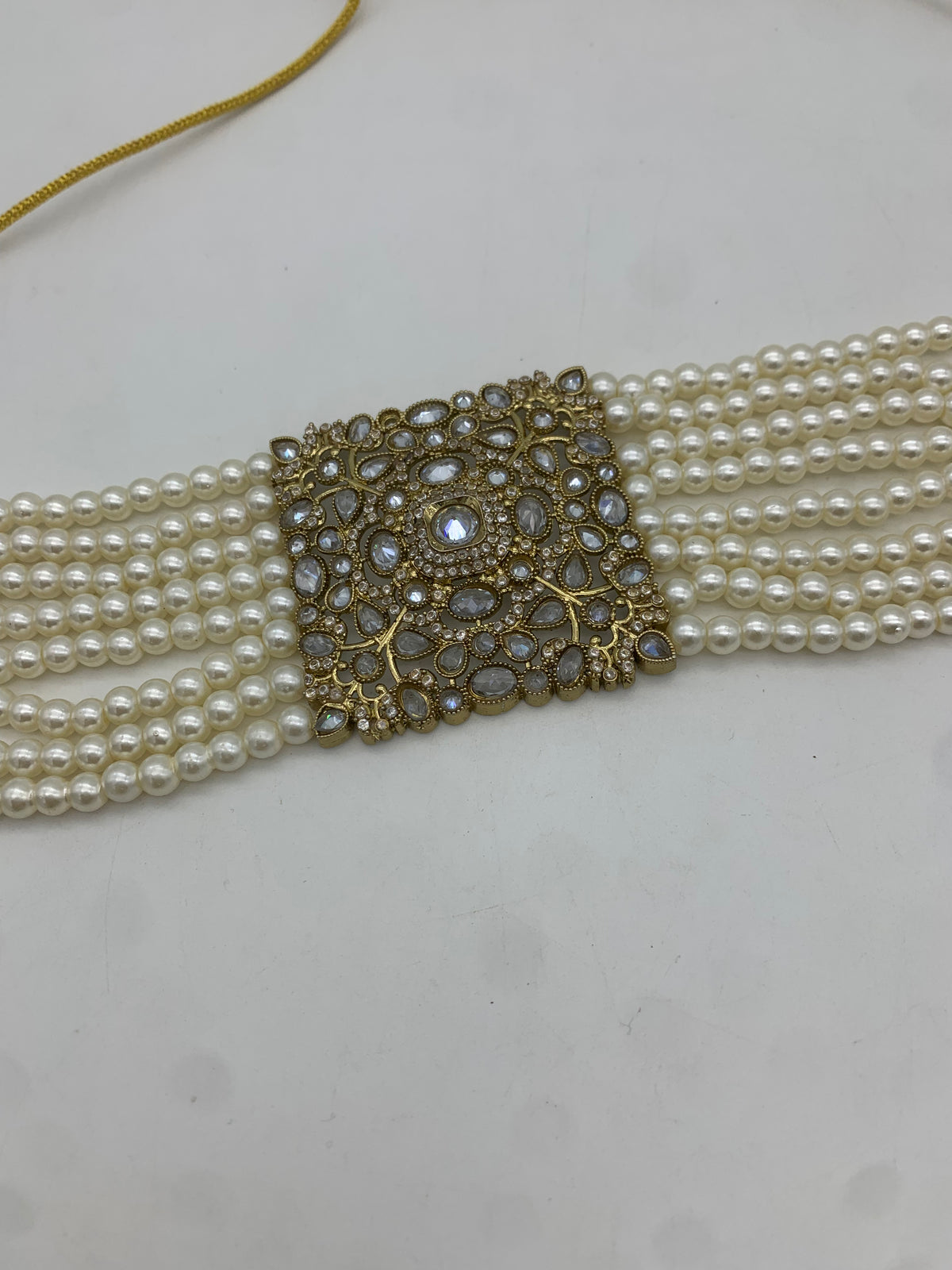 Gold and white choker set