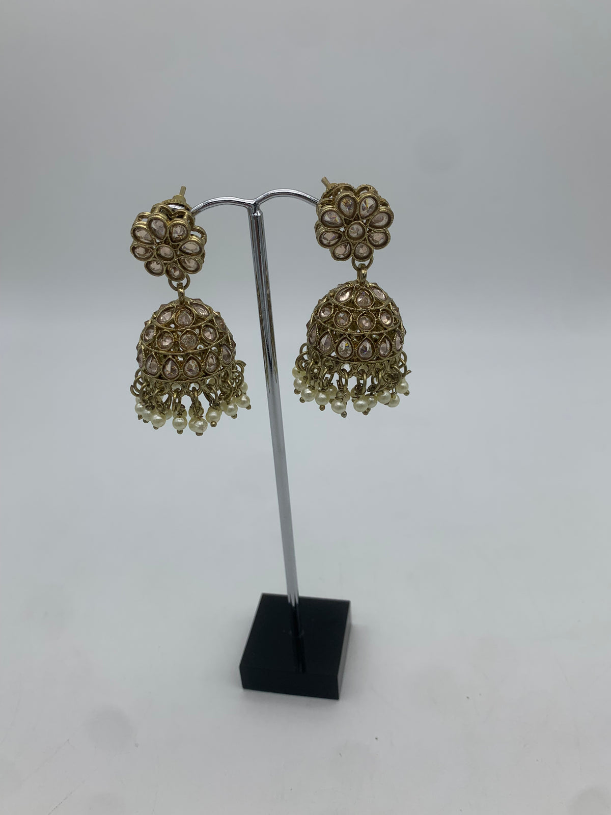 Gold necklace set