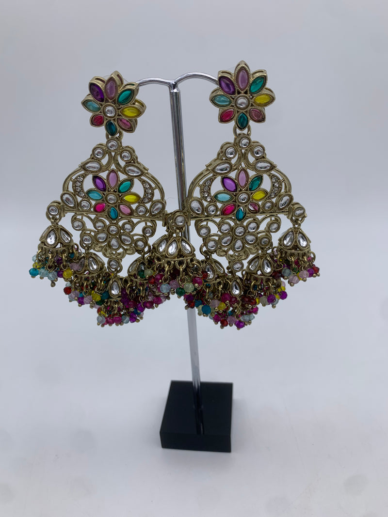 Gold multicoloured earrings