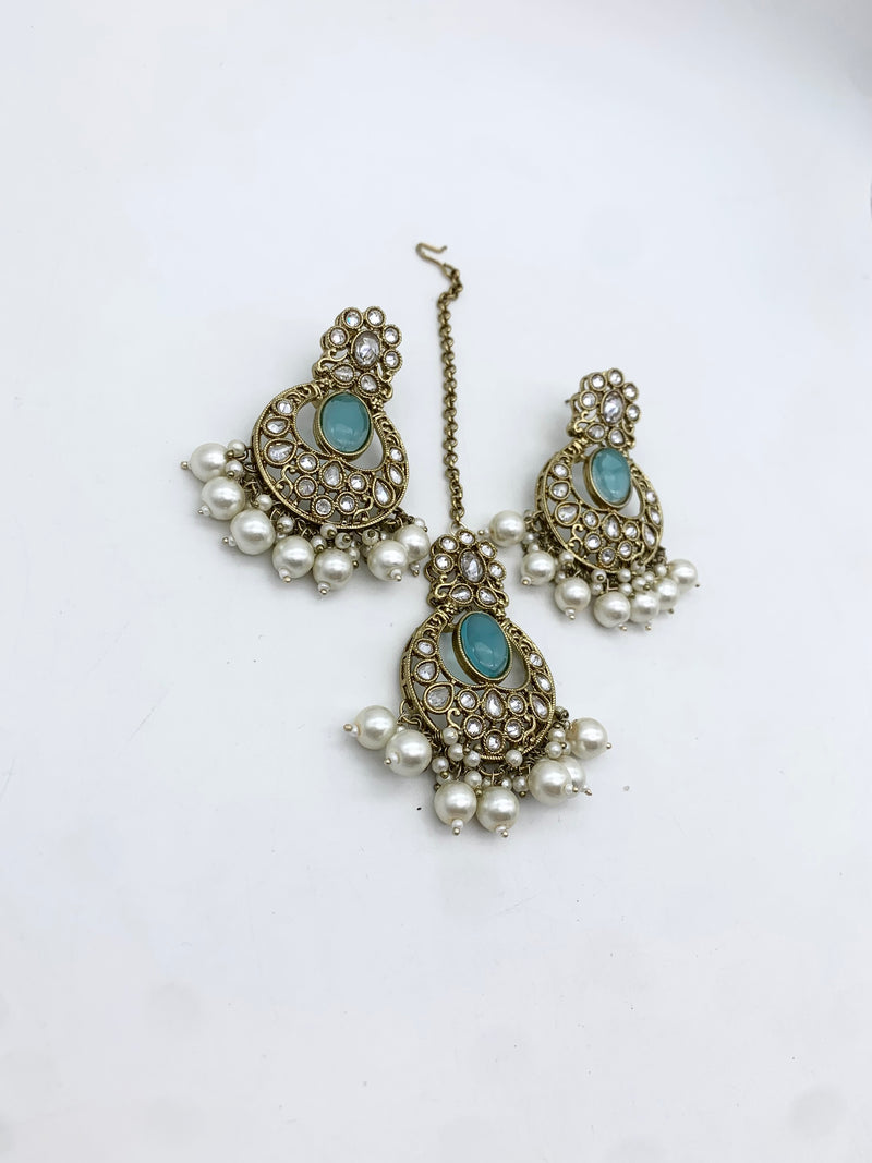 AM602 Gold and Blue earring and tikka set Polki