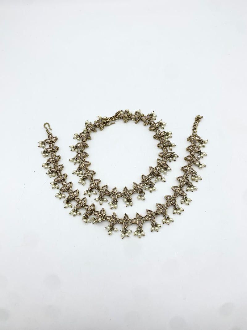 AM 402 Gold Anklets polki