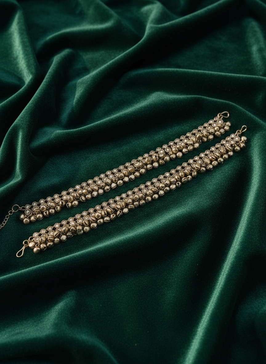 AM405 Gold anklets polki