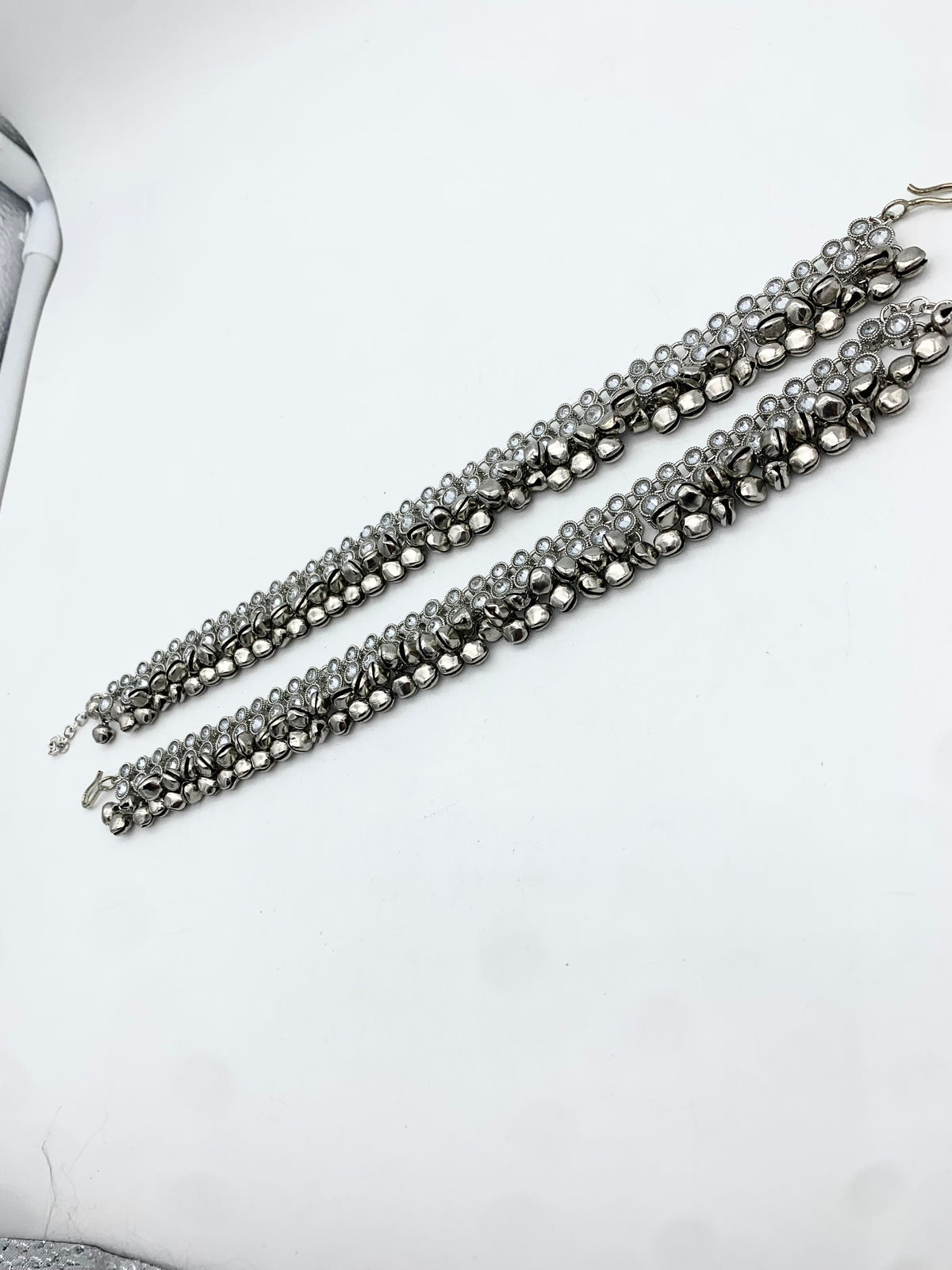 AM405 Silver anklets polki