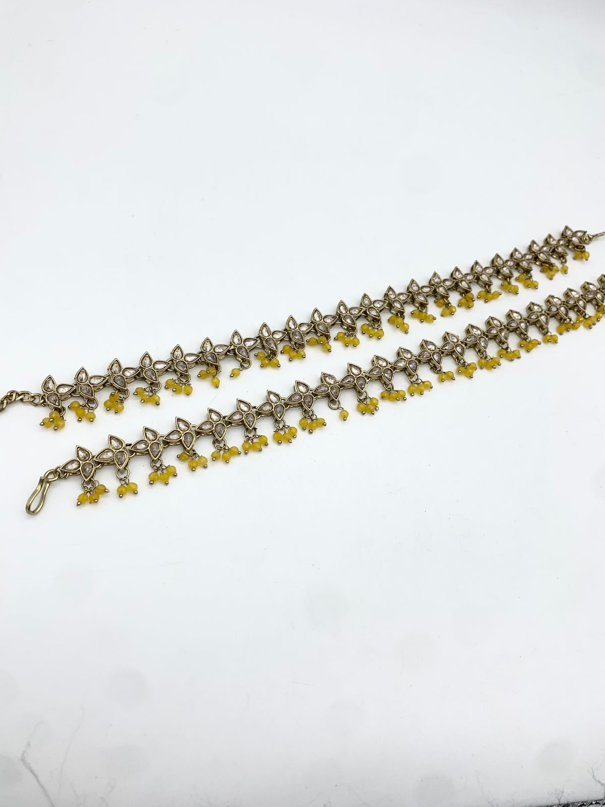 AM402 Gold and Yellow anklets