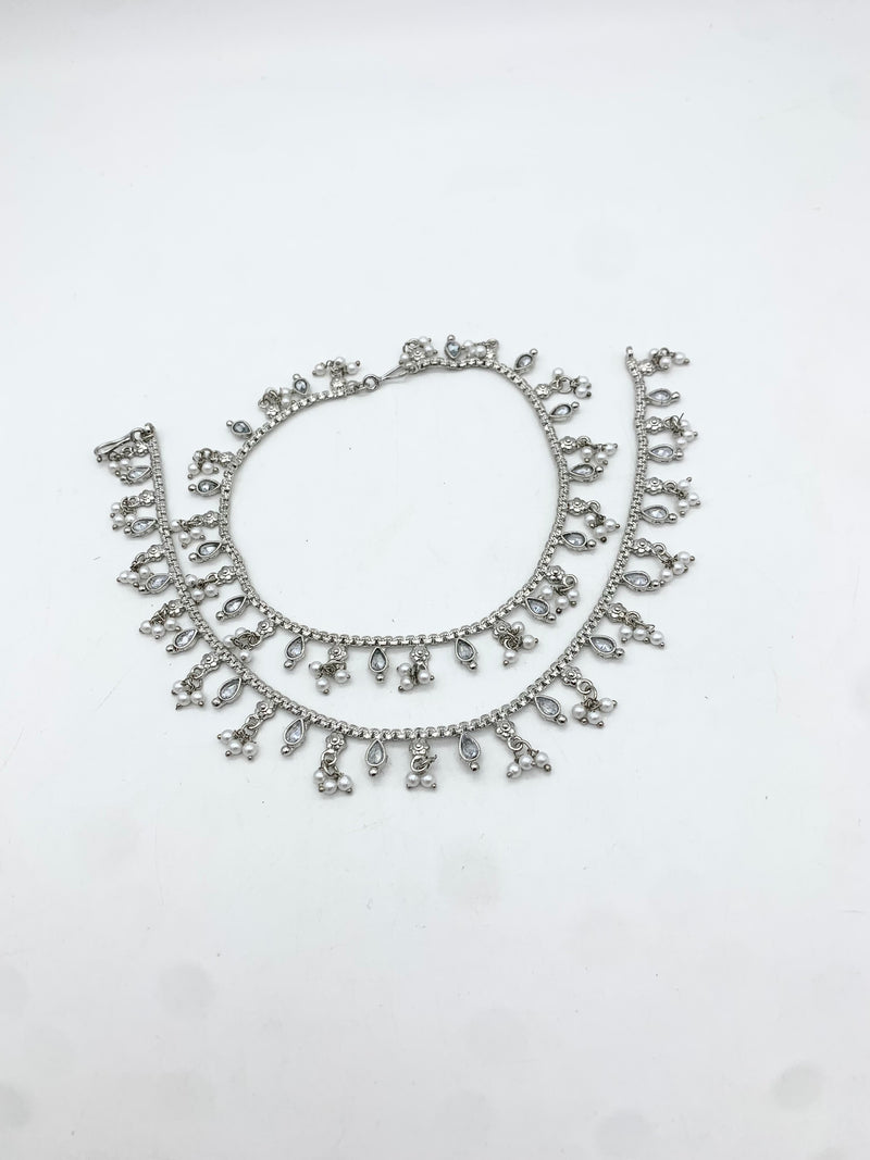 AM404 Silver anklets polki