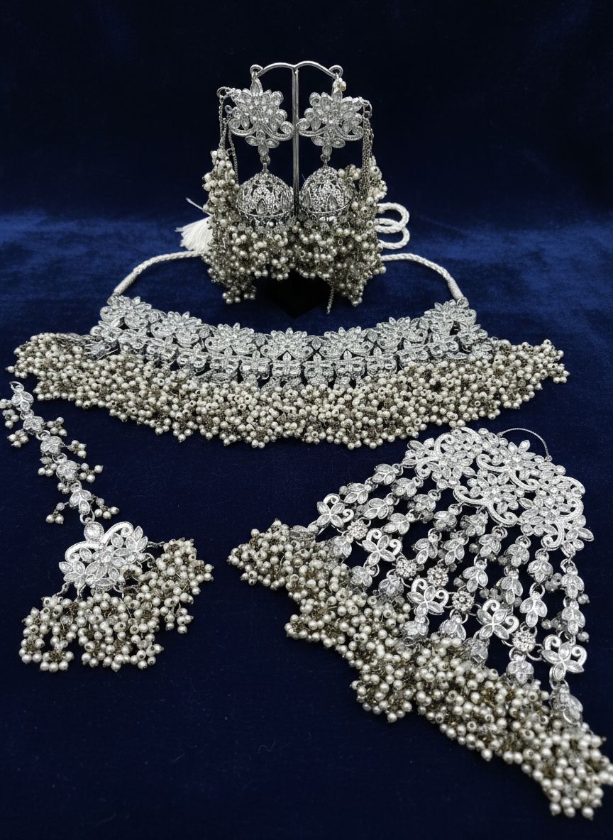 AM041 Antique Silver and Pearl bridal necklace set Polki
