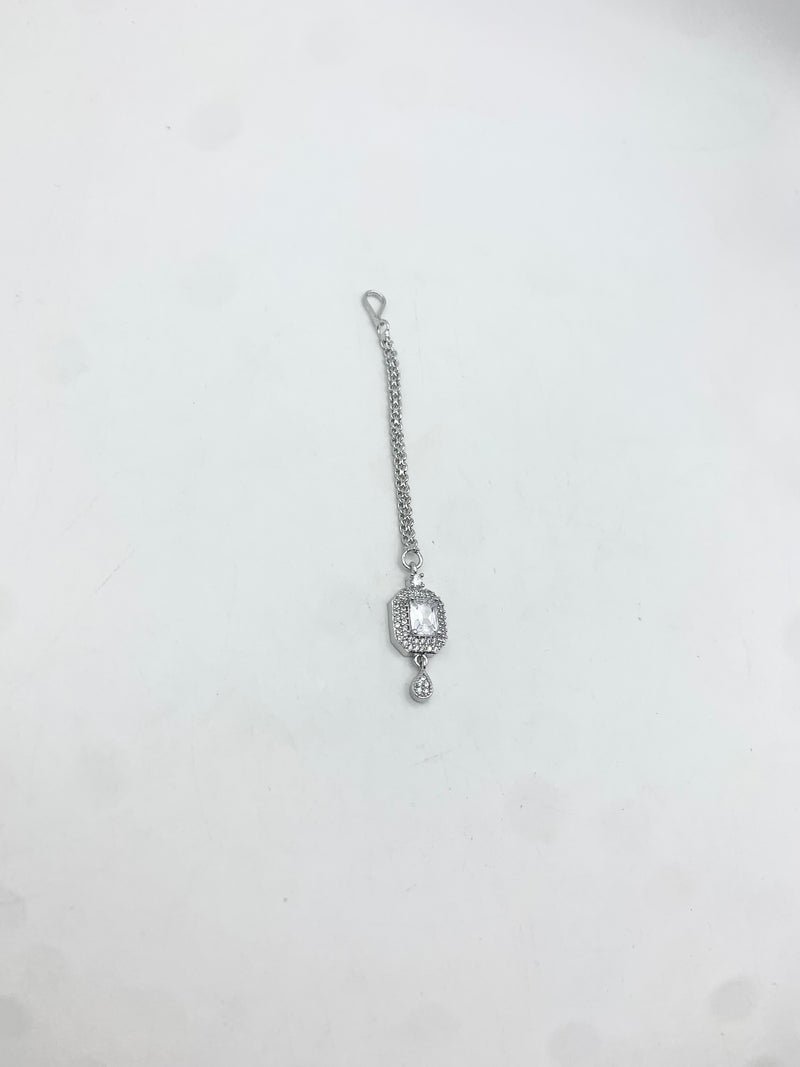 AM668 Silver tikka American diamond