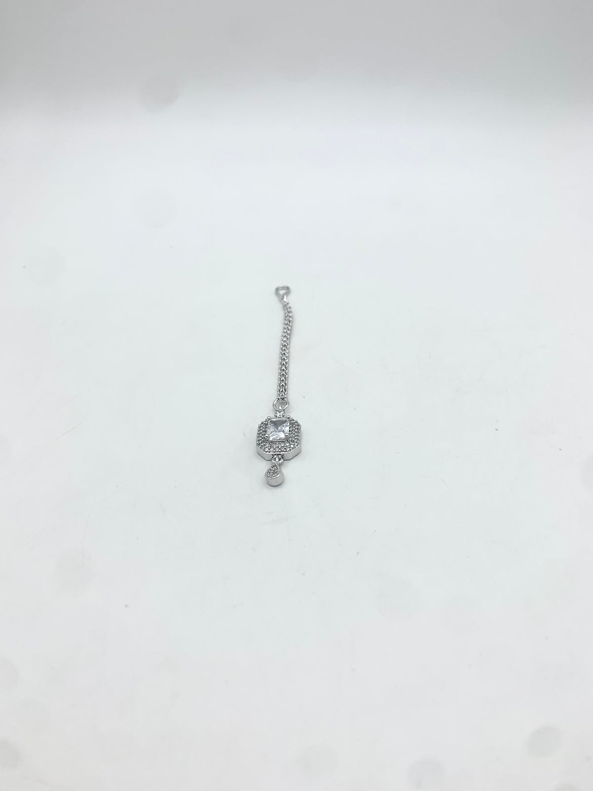 AM668 Silver tikka American diamond