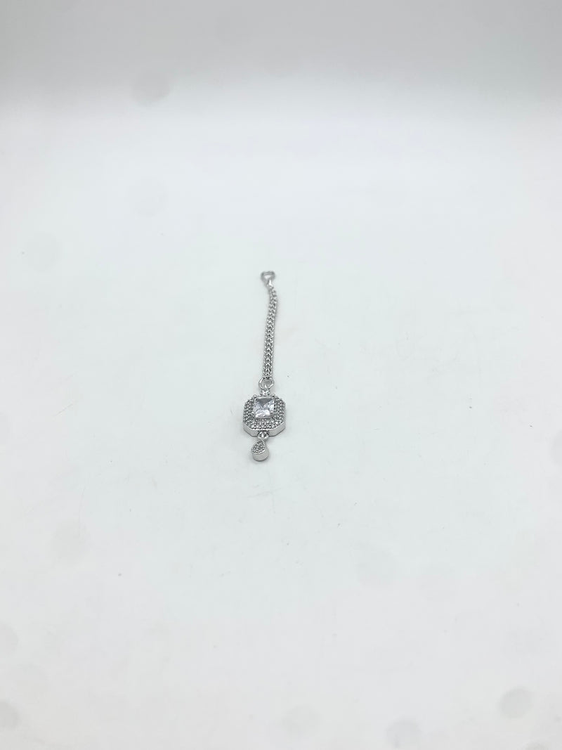 AM668 Silver tikka American diamond