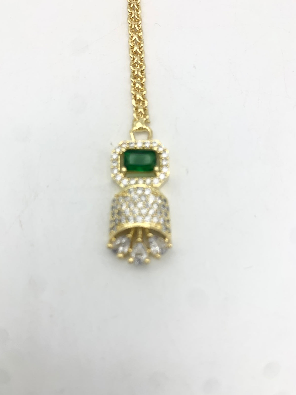 AM669 Gold and Green tikka American diamond