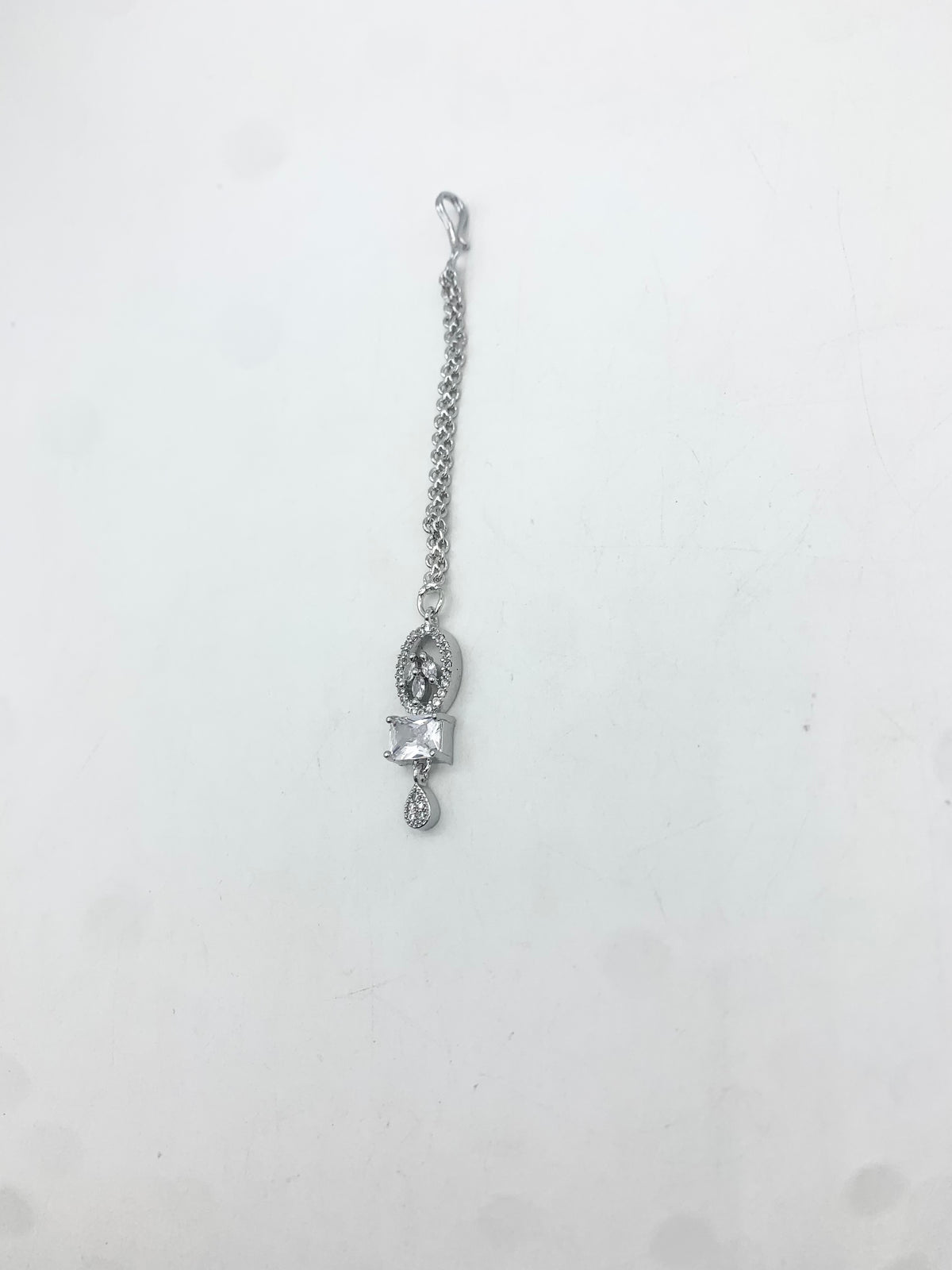 AM670 Silver tikka American diamond