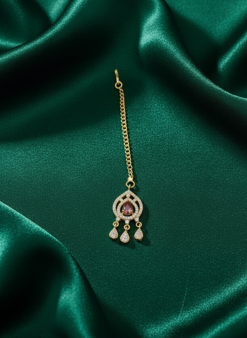 AM673 Gold and Red Tikka American diamond