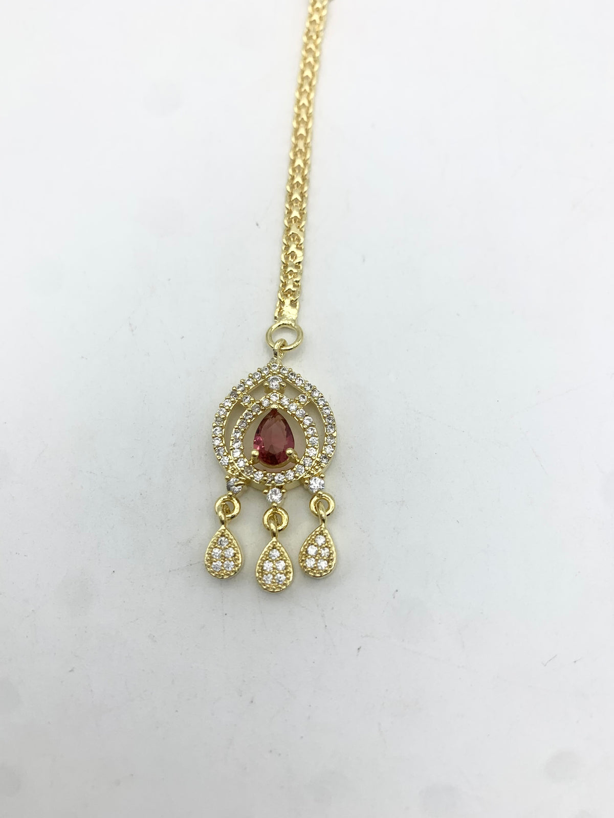 AM673 Gold and Red Tikka American diamond