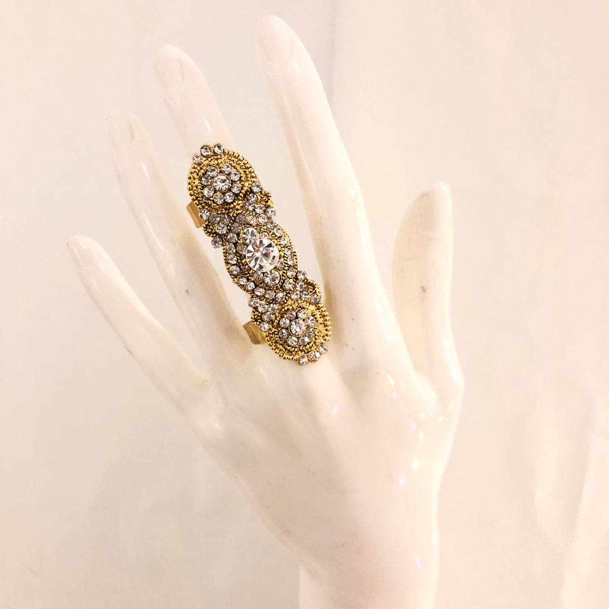 LF2 Ring gold and white image 0